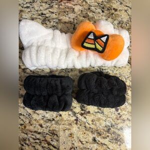 Hello Kitty Candy Corn Plush Face Wash Headband + Wristbands Halloween Set
